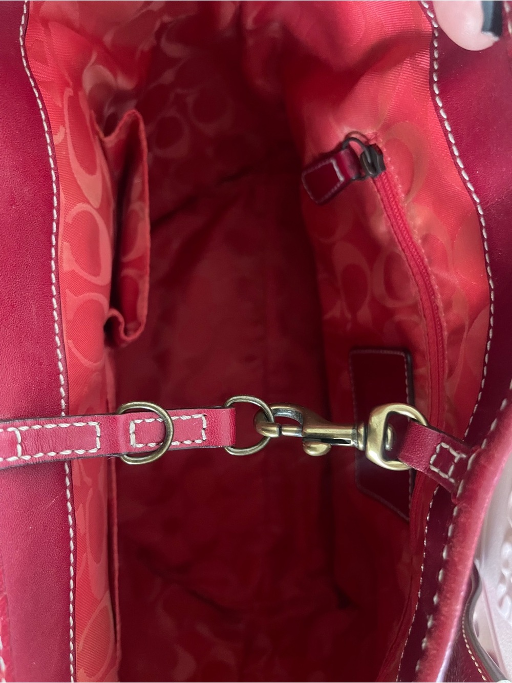 Beautiful 😻 Coach Legacy M05K-113 Straw & Red Leathe… - Gem